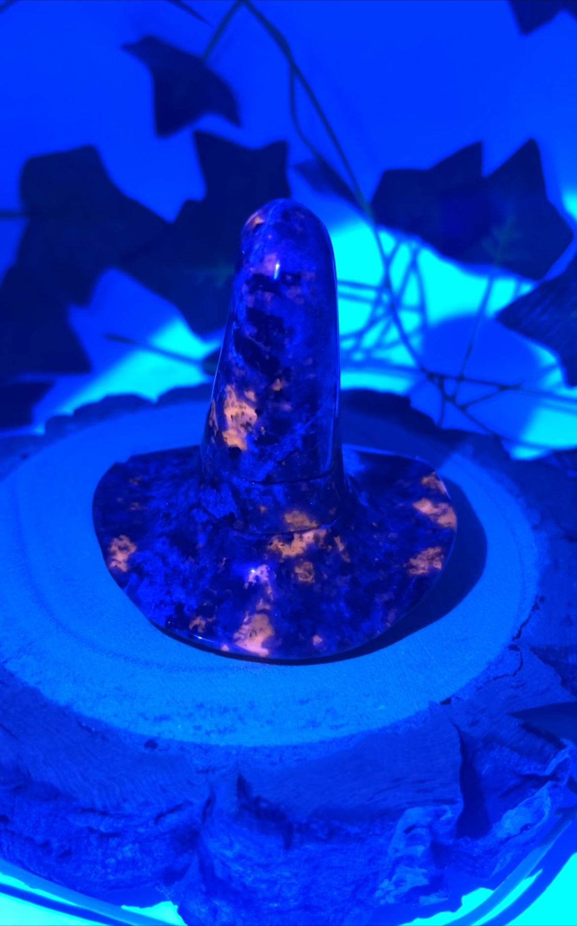 Yooperlite Witches Hat
