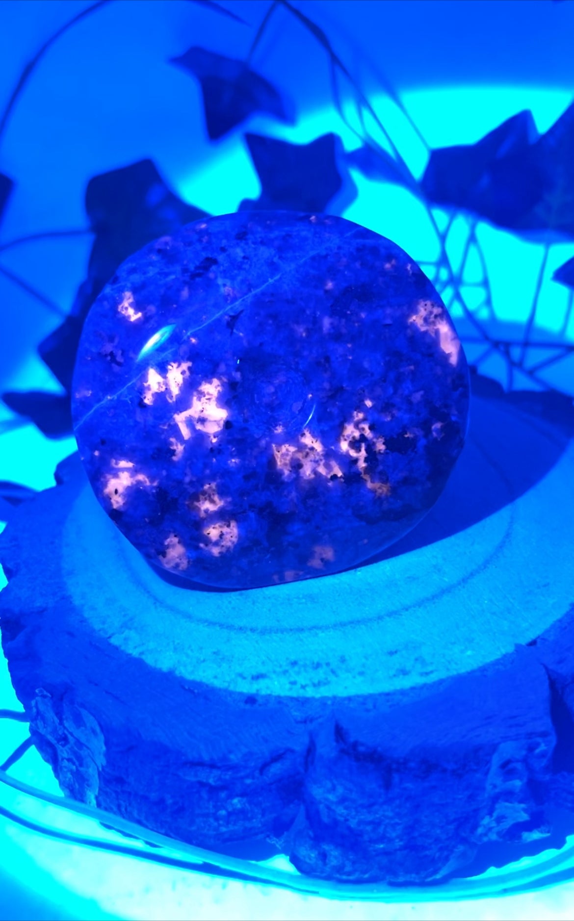 Yooperlite Witches Hat